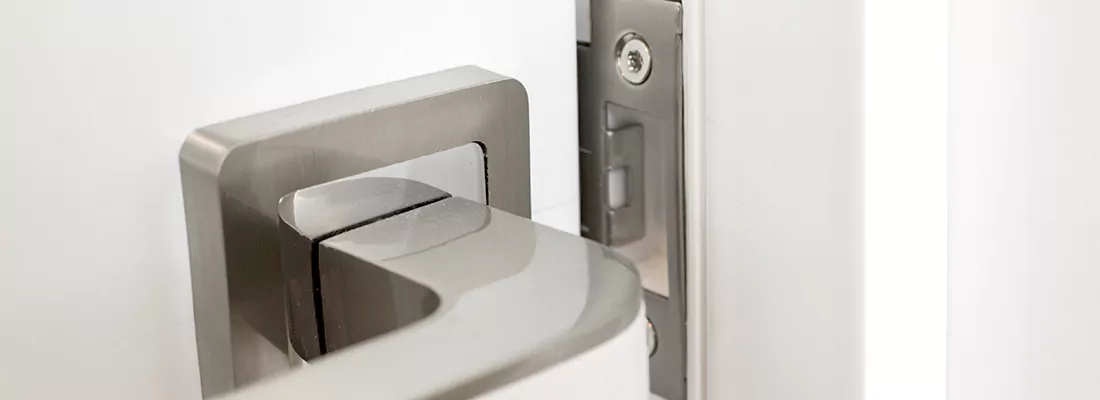 Seamless Integration of Magnetic Locks with Access Control Systems in Safety Harbor, FL